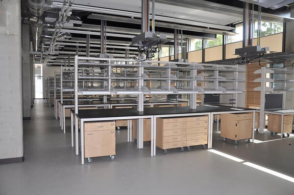 Lab space in the SOM Research Building prior to move in.