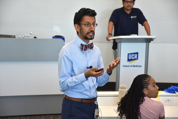Dr. Moazzum Bajwa speaks to students