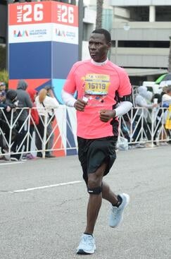 Isaac Owusu-Frimpong running in a marathon