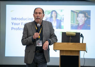 mph_program_orientation_-_august_30_2024_-_stan_lim_40.jpg Dr. Wolfson speaking at MPH program orientation