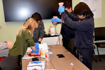 Stop the bleed demonstration